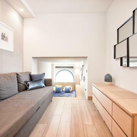 Marbella Center Beachfront With Private Patio Extérieur photo