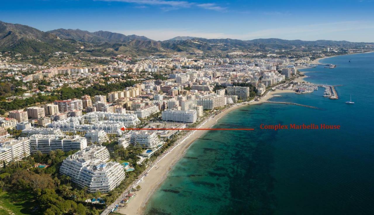 Marbella Center Beachfront With Private Patio Extérieur photo