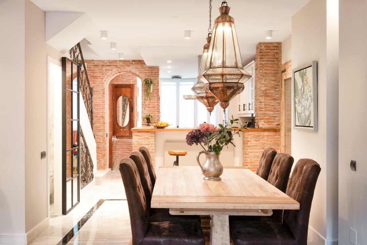 Marbella Center Beachfront With Private Patio Extérieur photo