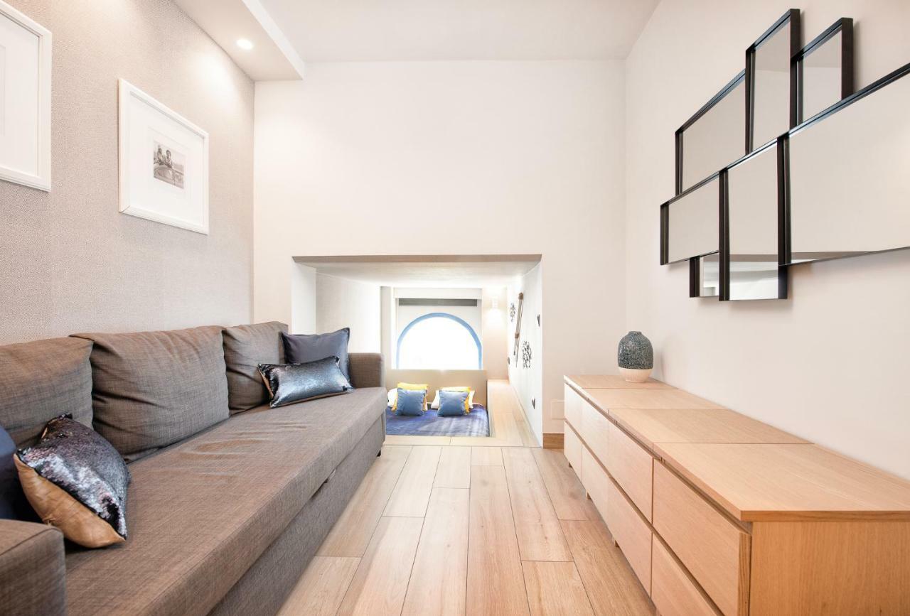 Marbella Center Beachfront With Private Patio Extérieur photo